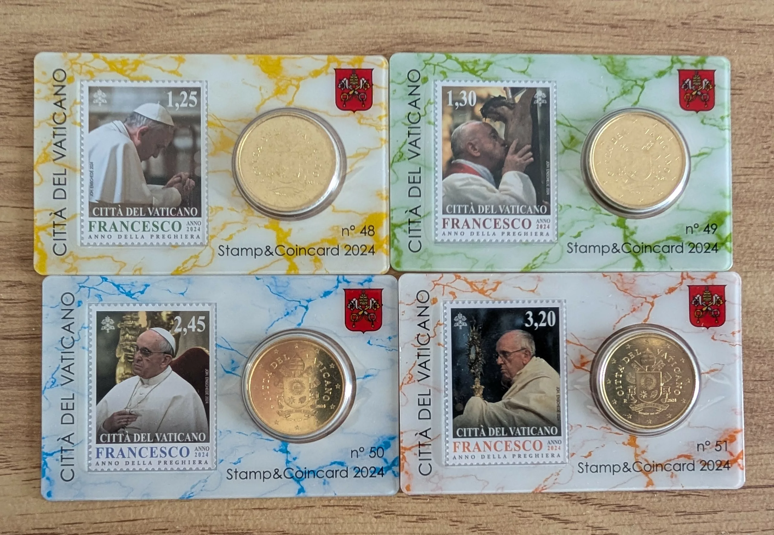 Lot 4 coincards timbres Vatican 2024